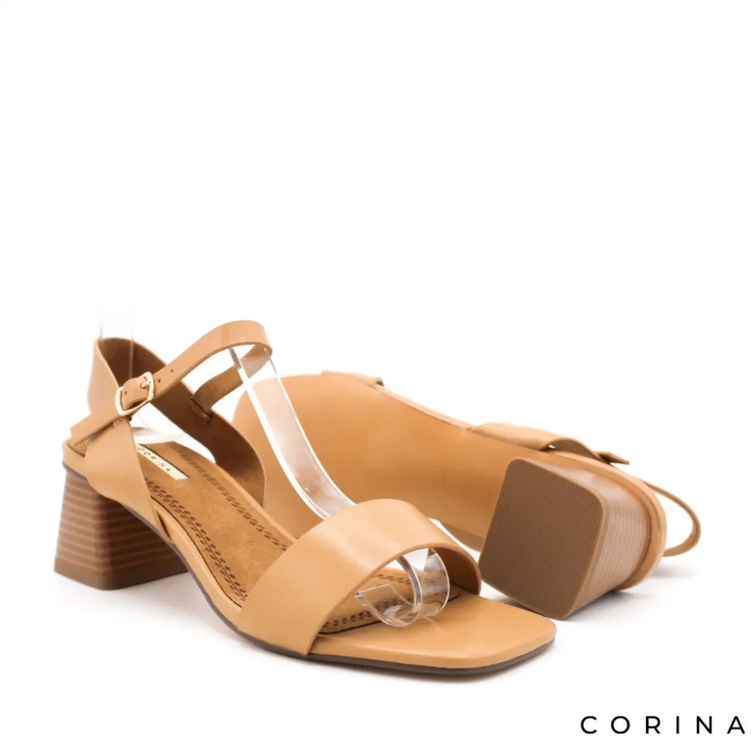 Sandalia camel de tac贸n ancho M4281