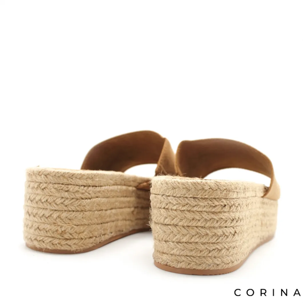 Sandalia camel mule plataforma esparto