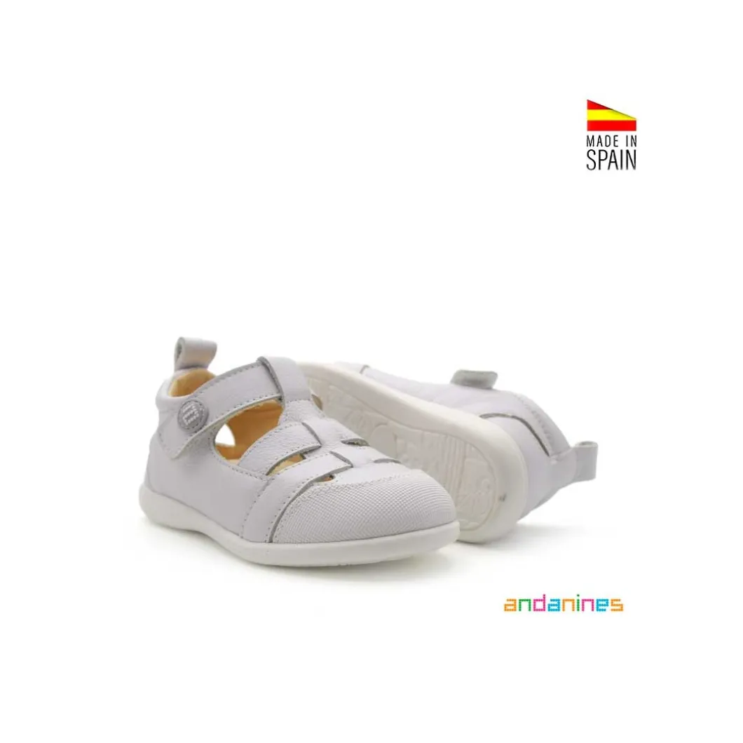 Sandalia cerrada blanca Andanines