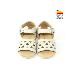 SANDALIA CORAZÓN 5014 BEIGE