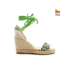 Sandalia cuña verde pala tribal