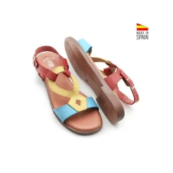 Sandalia de colores turquesa