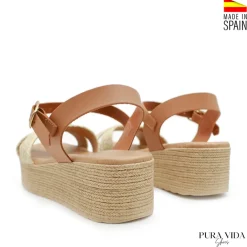 Sandalia de esparto y cuero con plataforma