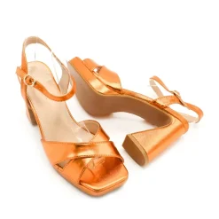 Sandalia de fiesta naranja metalizado