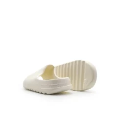 Sandalia goma beige