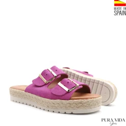 Sandalia hebillas fucsia de serraje