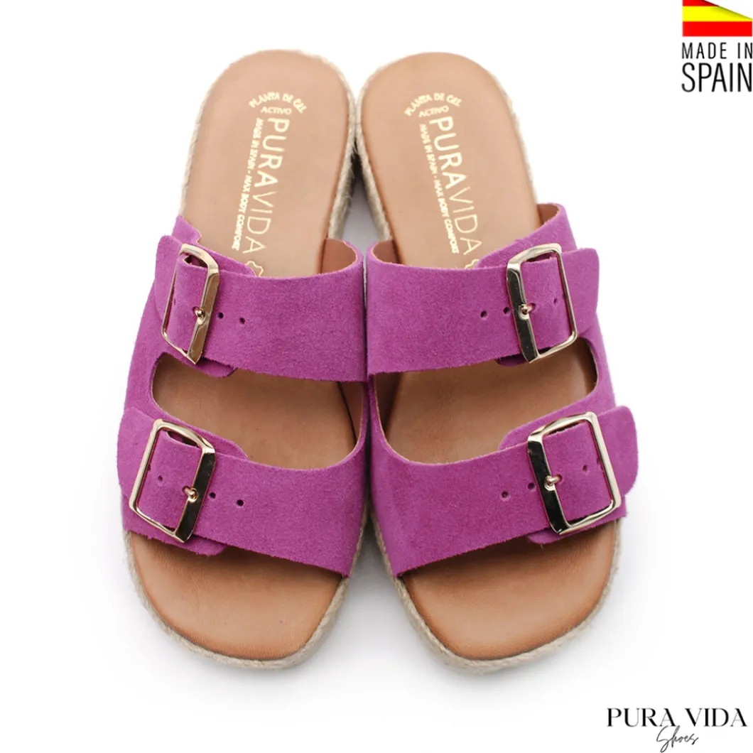 Sandalia hebillas fucsia de serraje
