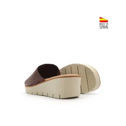 Sandalia mule cuña cuero