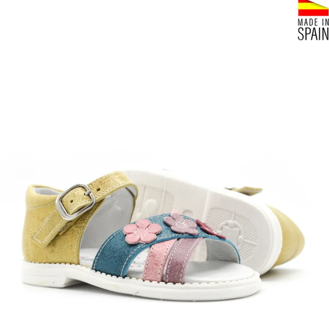Sandalia multicolor flores bebé