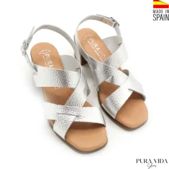 Sandalia plata de tiras con tacón