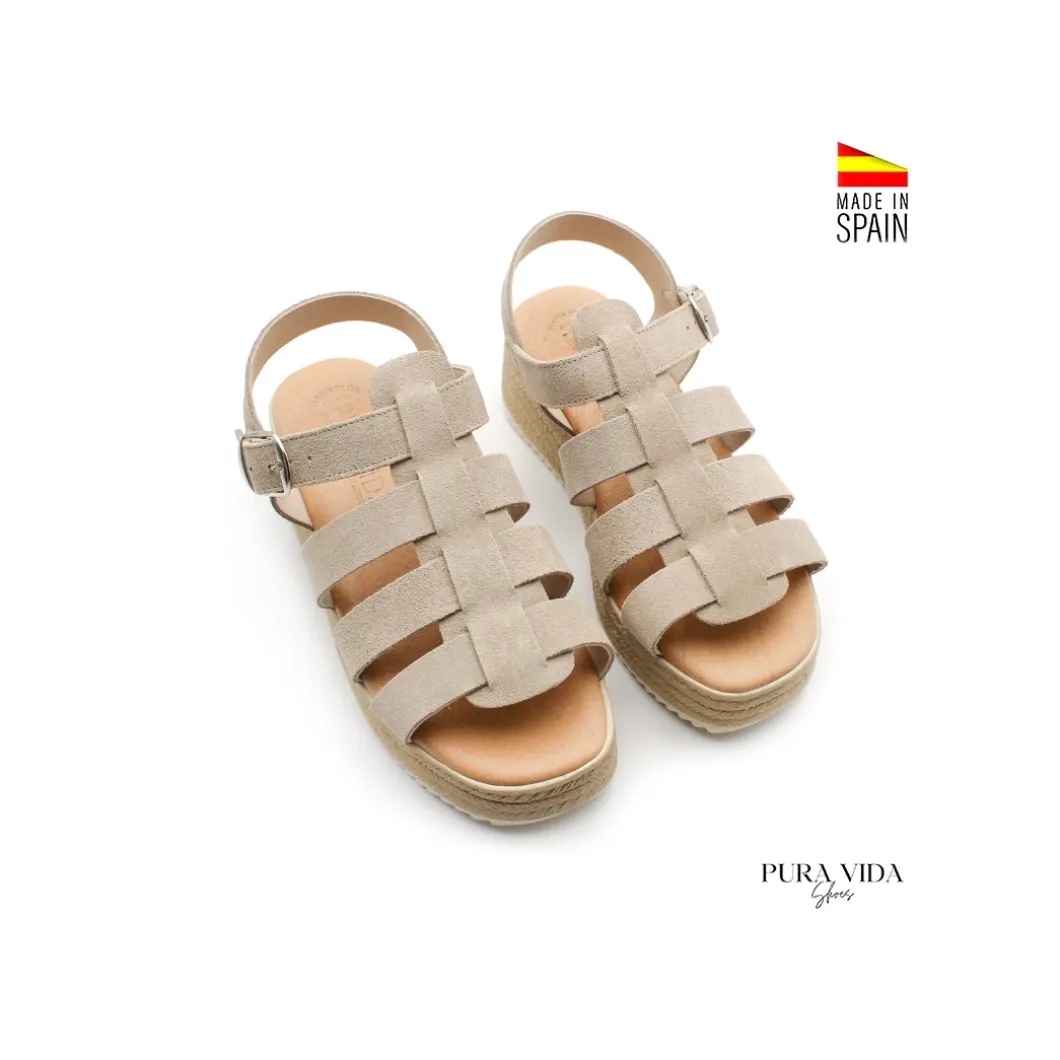Sandalia plataforma beige tipo cangrejera