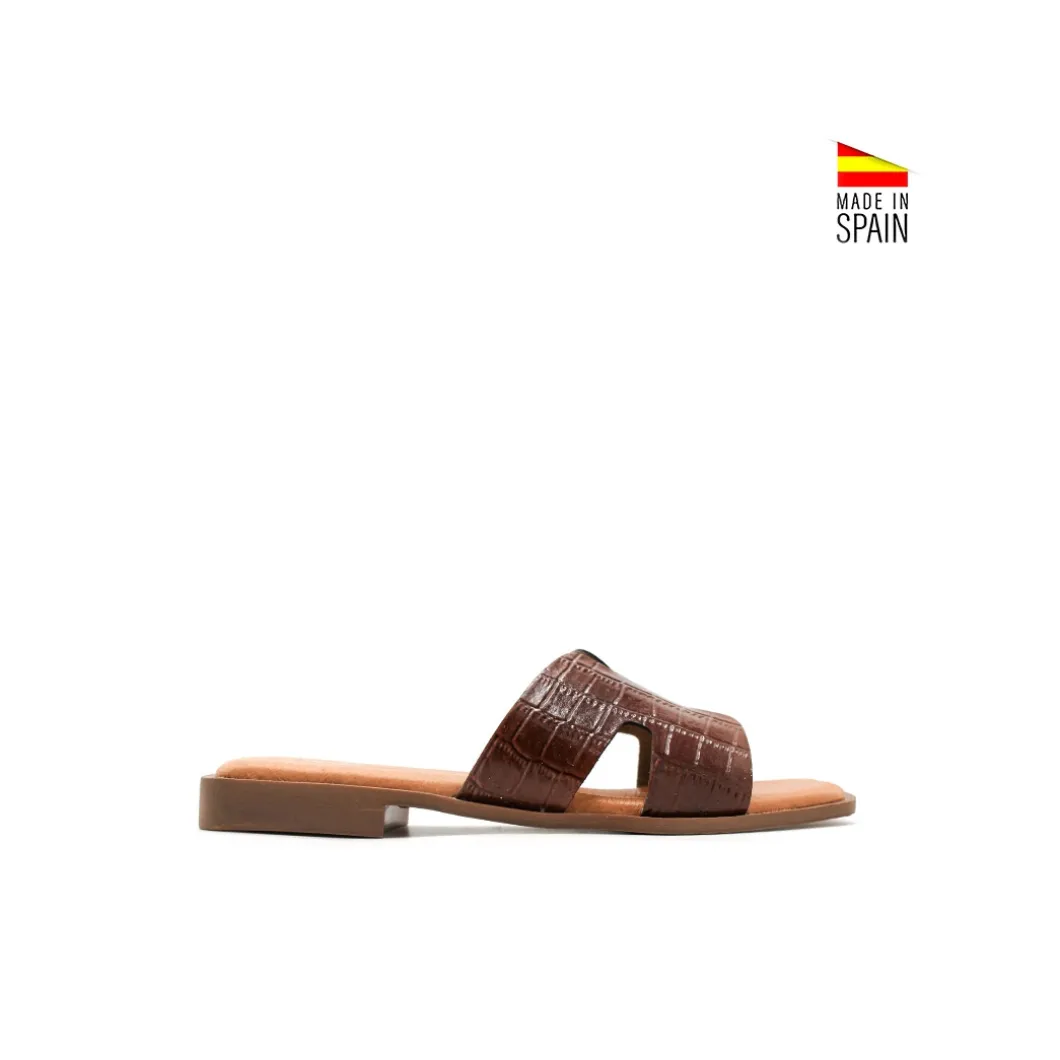 Sandalia slim H charol marron