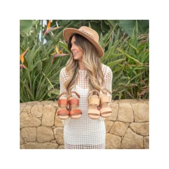 Sandalia tacon piel beige doble tira