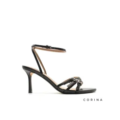Sandalias con tacon negra de hebillas