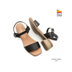 Sandalias de piel negras con tacón bajo