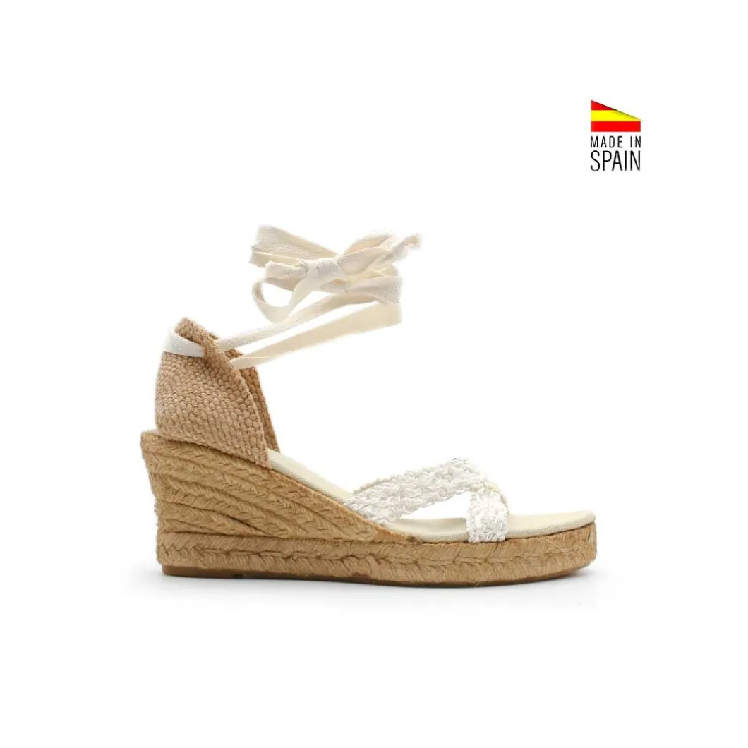 Sandalias tiras blanca con cuña yute