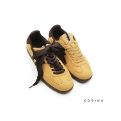 Sneaker mostaza lazo raso