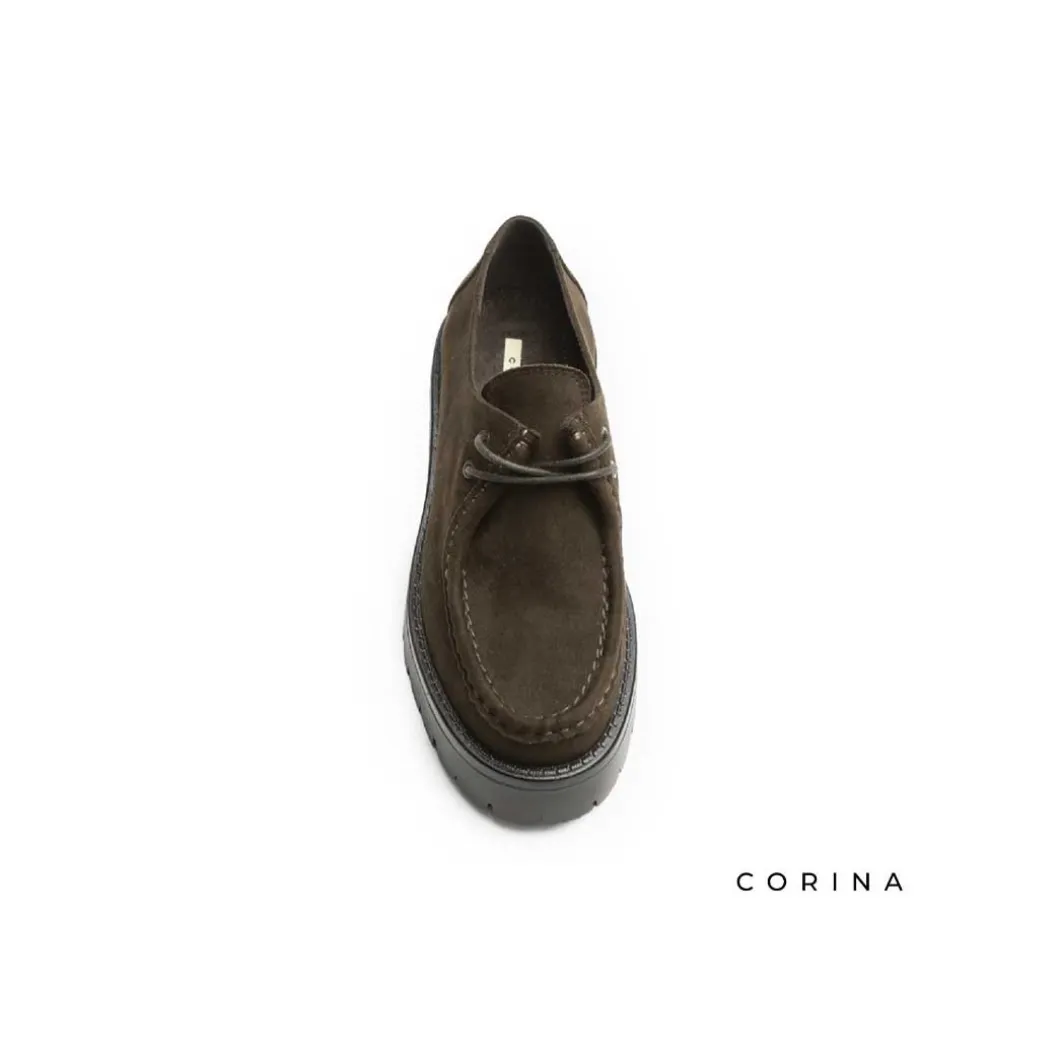 Wallabee marrón con plataforma