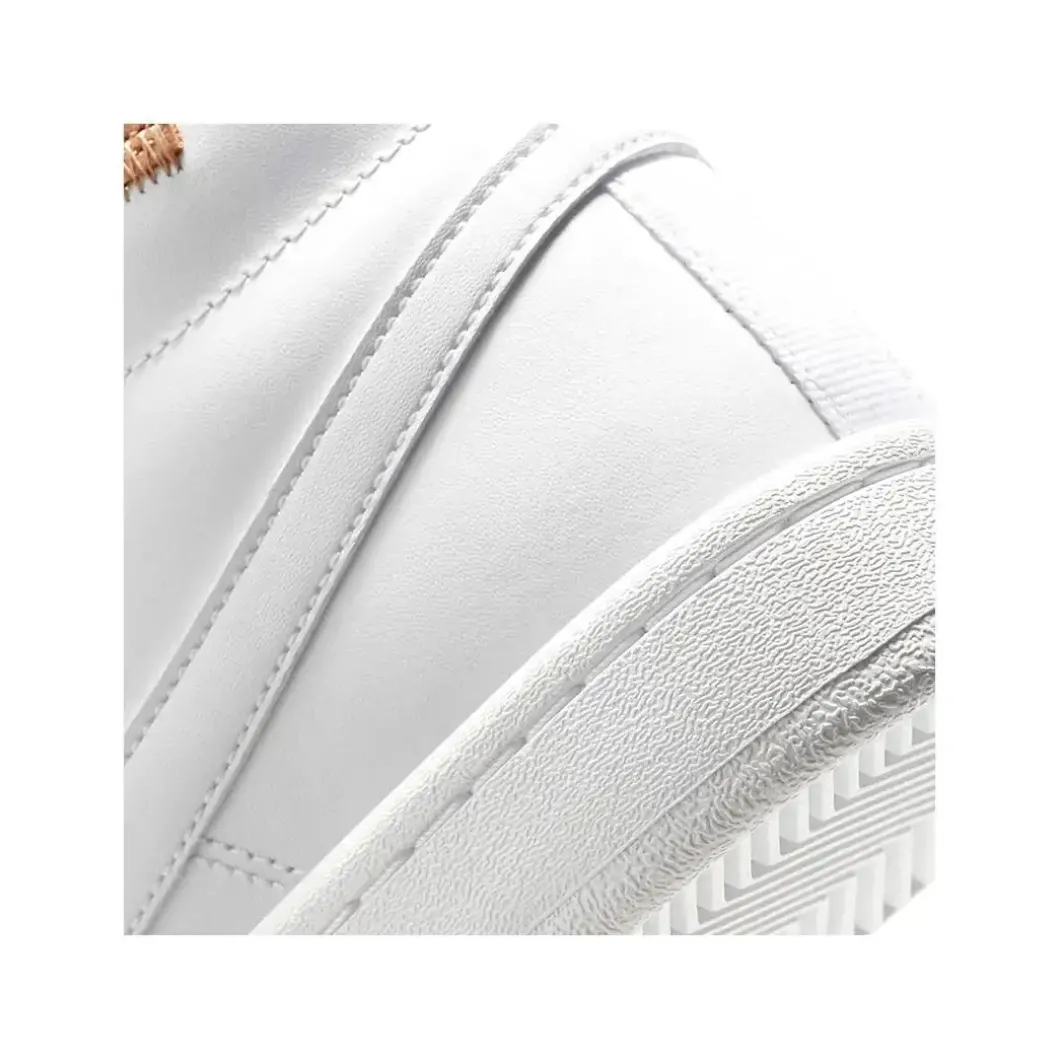 WMNS NIKE COURT ROYALE 2 MID