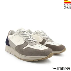 Zapatilla acolchada blanca