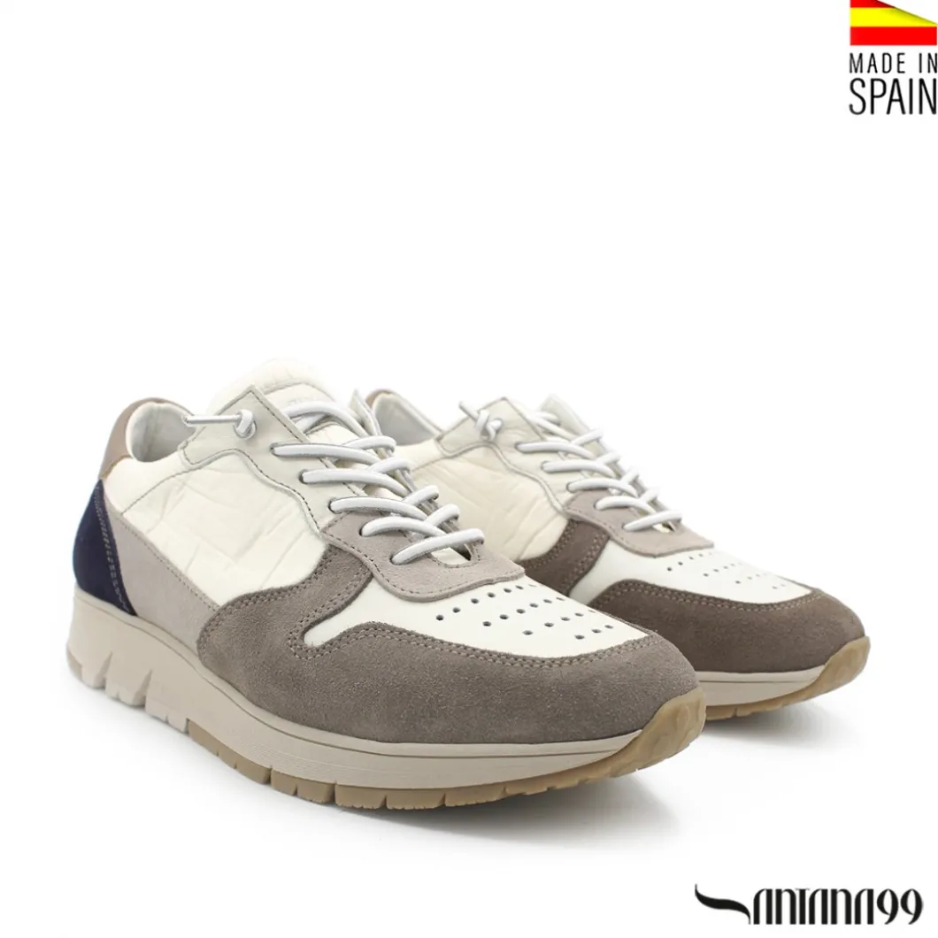 Zapatilla acolchada blanca