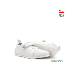 Zapatilla blanca vegana respetuosa