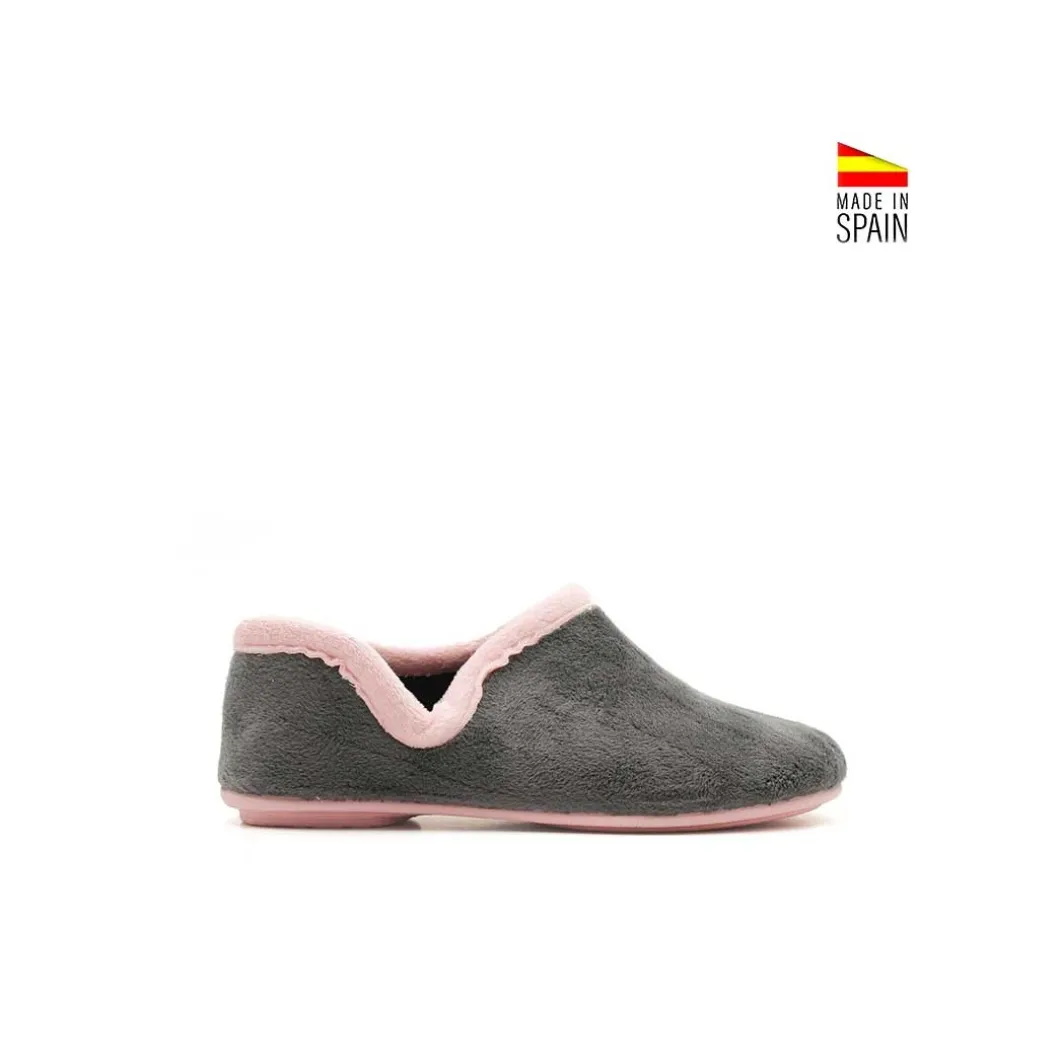 Zapatilla casa cerrada kokis gris
