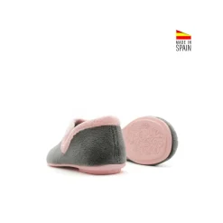Zapatilla casa cerrada kokis gris