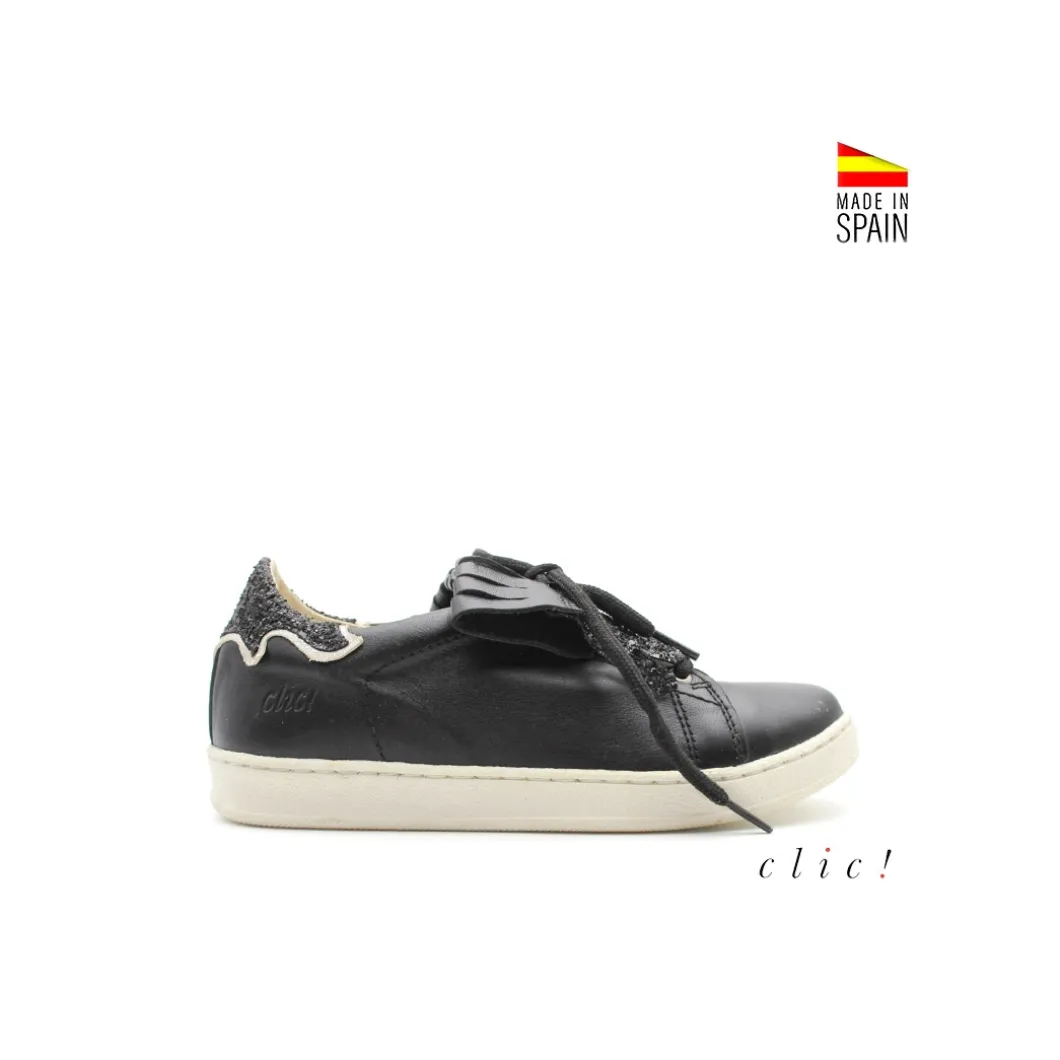 Zapatilla Clic! con lengüeta flecos