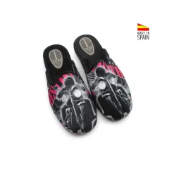 Zapatilla de casa biker negra