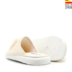 Zapatilla de casa lazo comunión beige