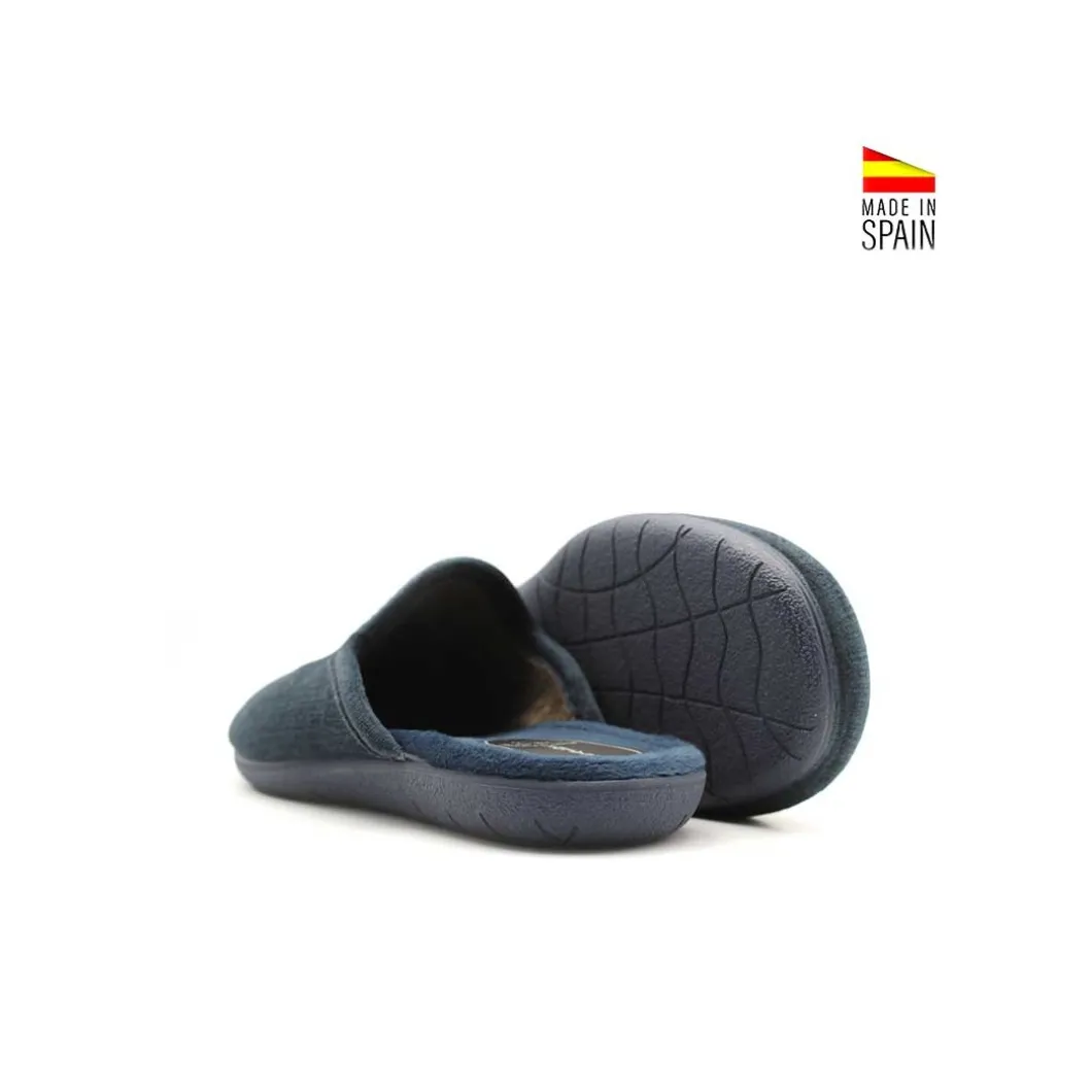 Zapatilla de casa marino con escudo