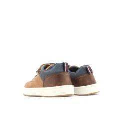 Zapatilla de vestir camel