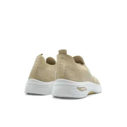 Zapatilla elástica en beige