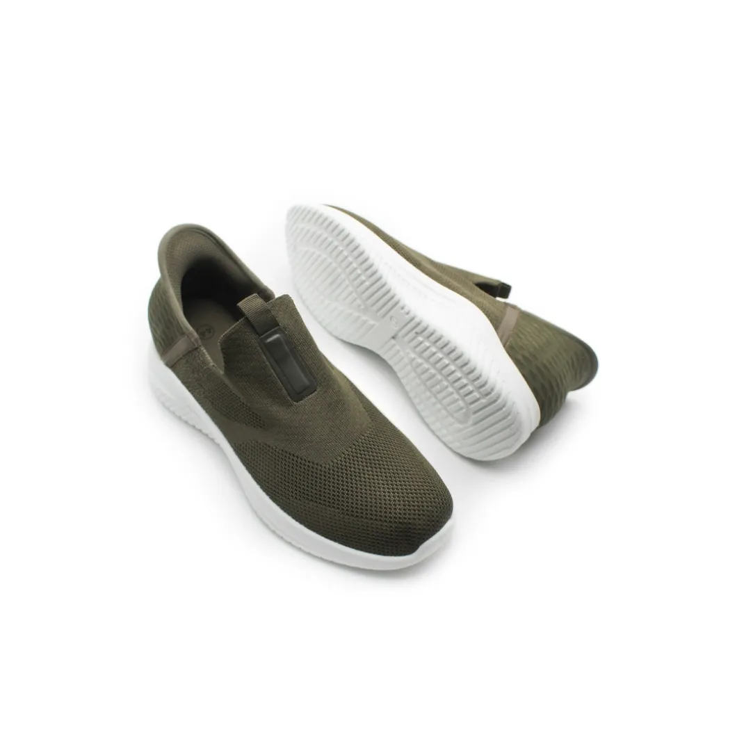 Zapatilla elástica slip on verde