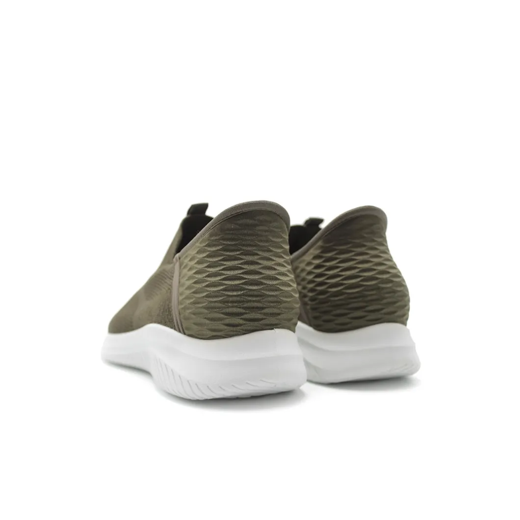 Zapatilla elástica slip on verde