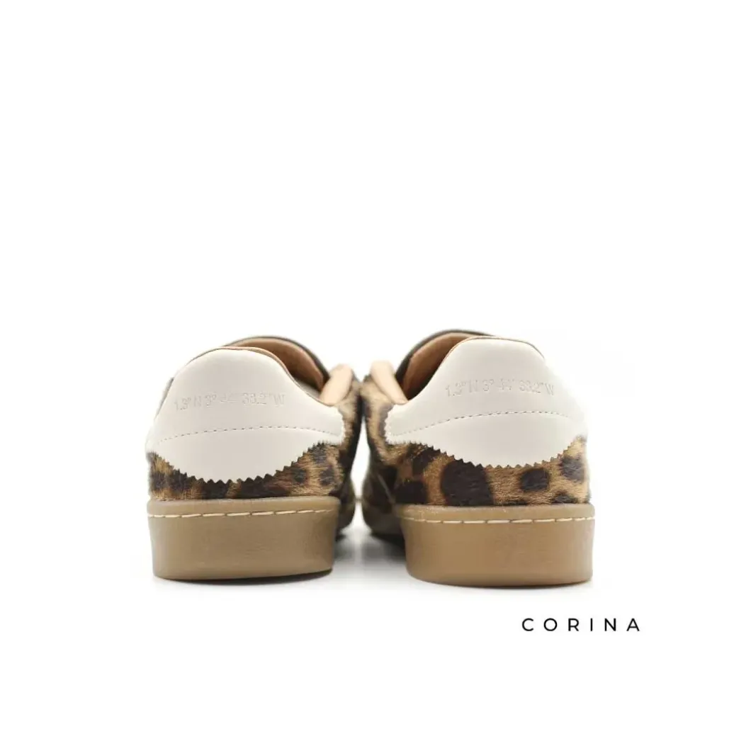 Zapatilla leopardo retro