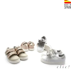 Zapatilla niña con 2V volantes CLIC!