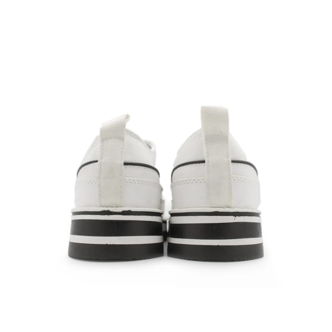 Zapatilla Plataforma Chuck Blanca
