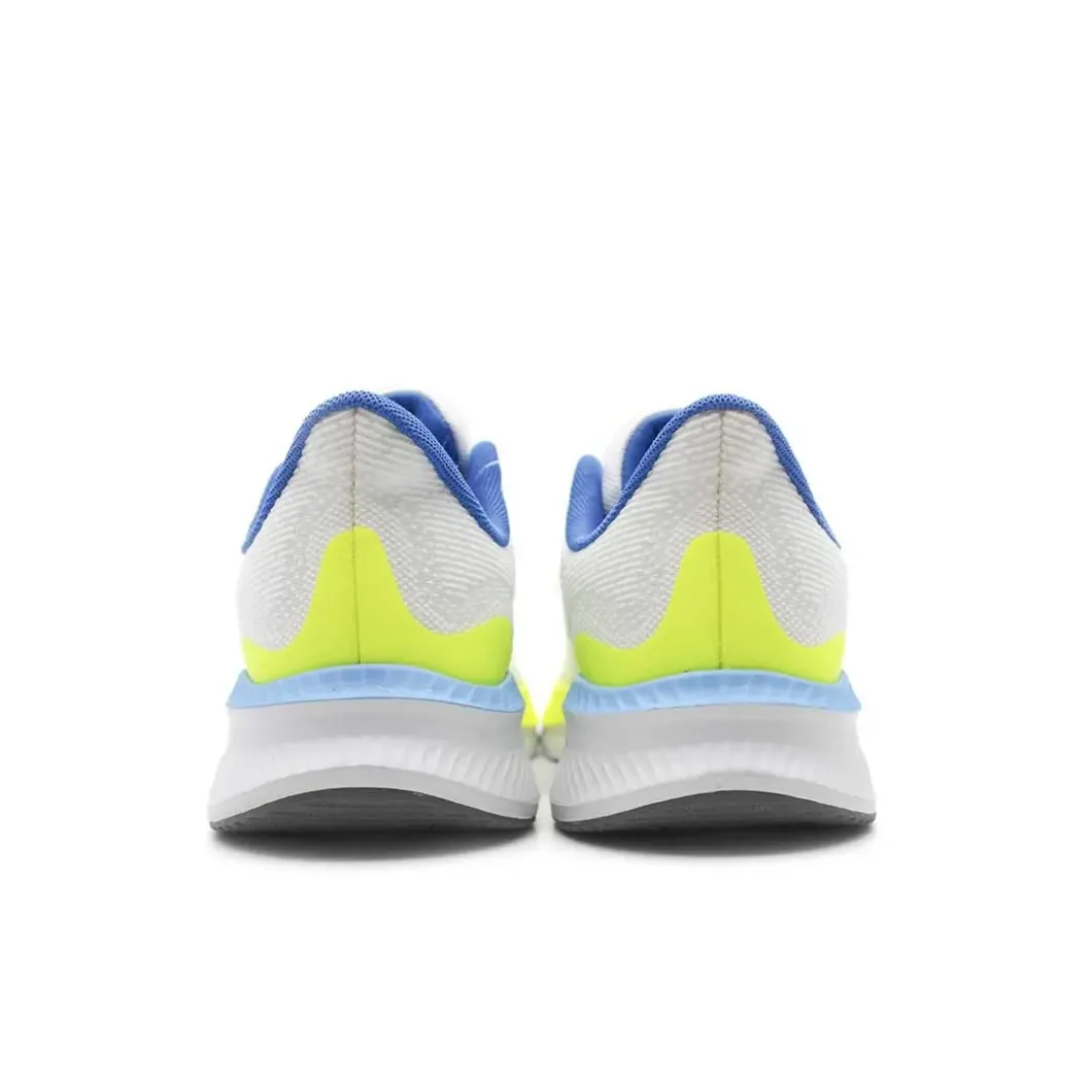 Zapatilla running blanca doble memory
