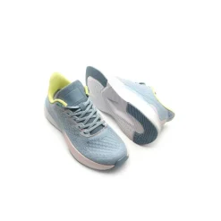 Zapatilla running celeste doble memory