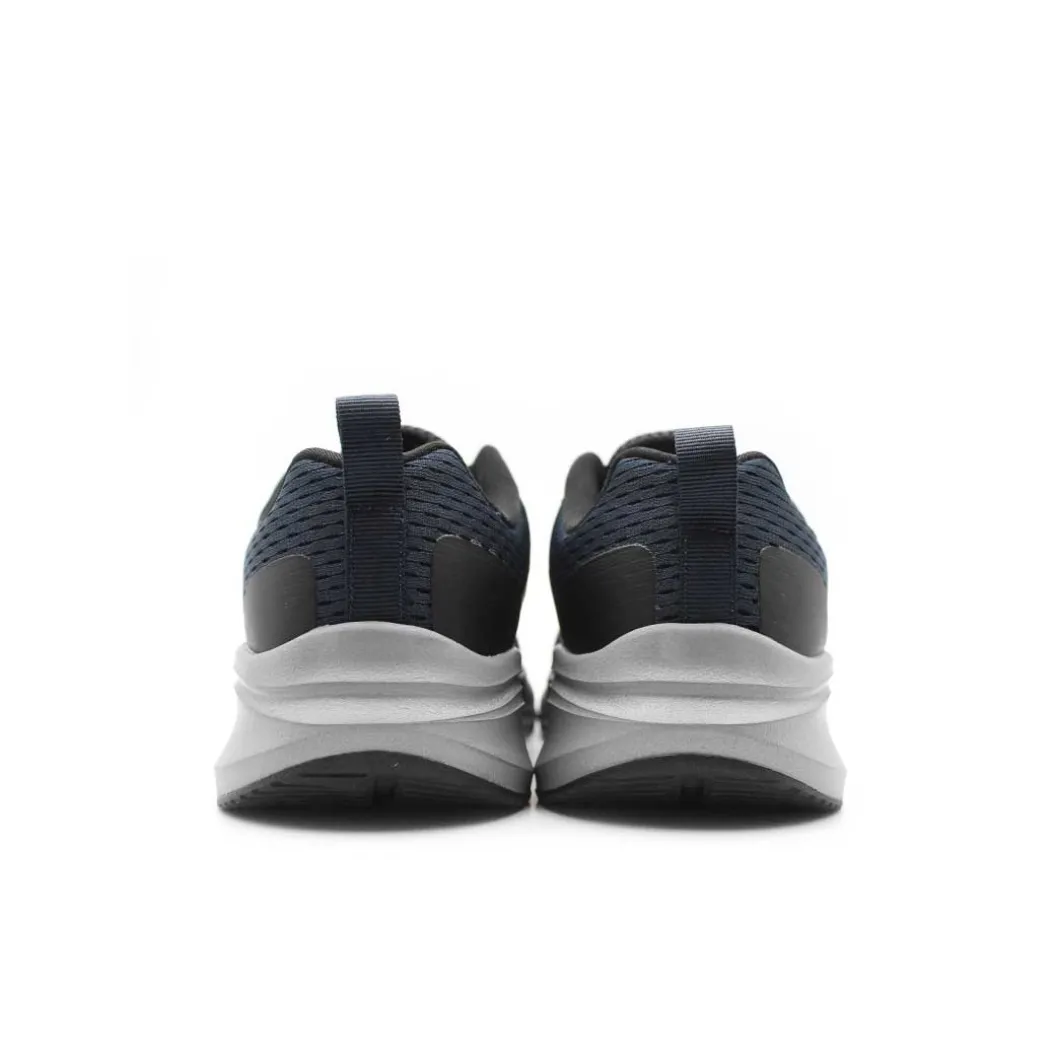 Zapatilla running ligera marino