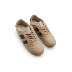Zapatilla soccer beige