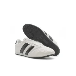 Zapatilla soccer blanca