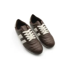 Zapatilla soccer marrón