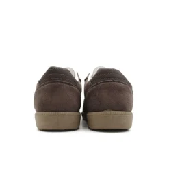 Zapatilla Street Suede marrón