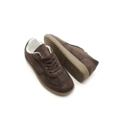 Zapatilla Street Suede marrón