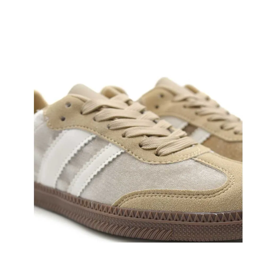 Zapatilla terciopelo beige tipo bamba