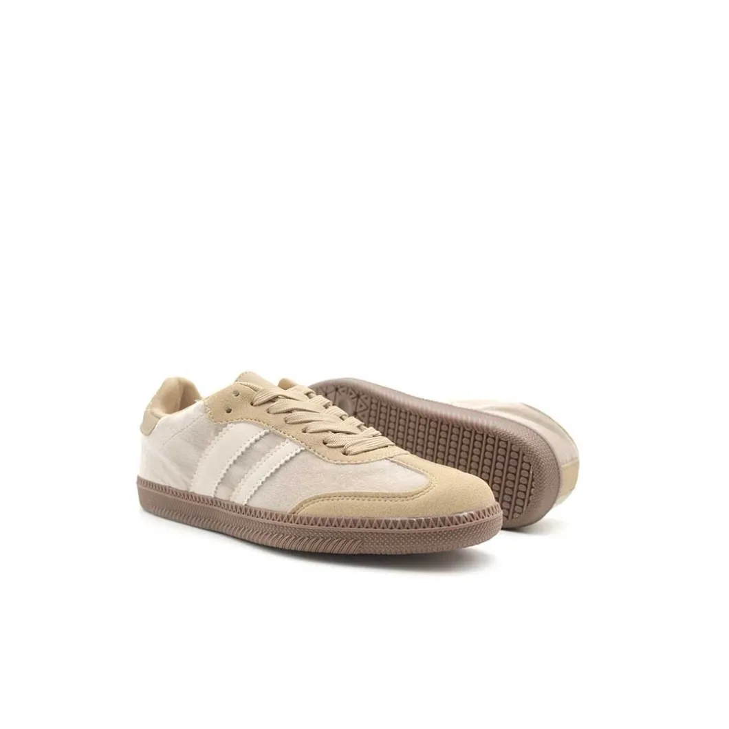 Zapatilla terciopelo beige tipo bamba