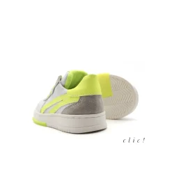 Zapatillas colores con cordones de Clic!